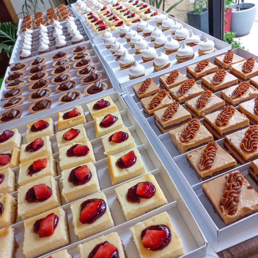Petit Fours ARMA TU MIX! (12 unidades del mismo sabor)